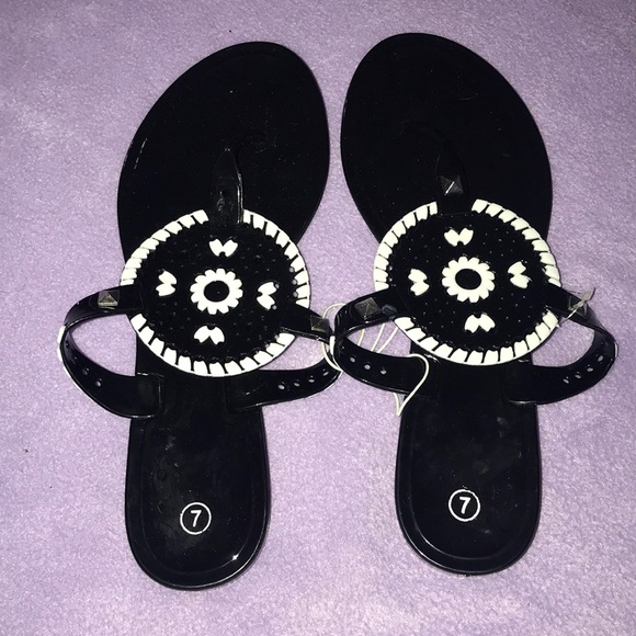 Shoes - Woman’s sandals